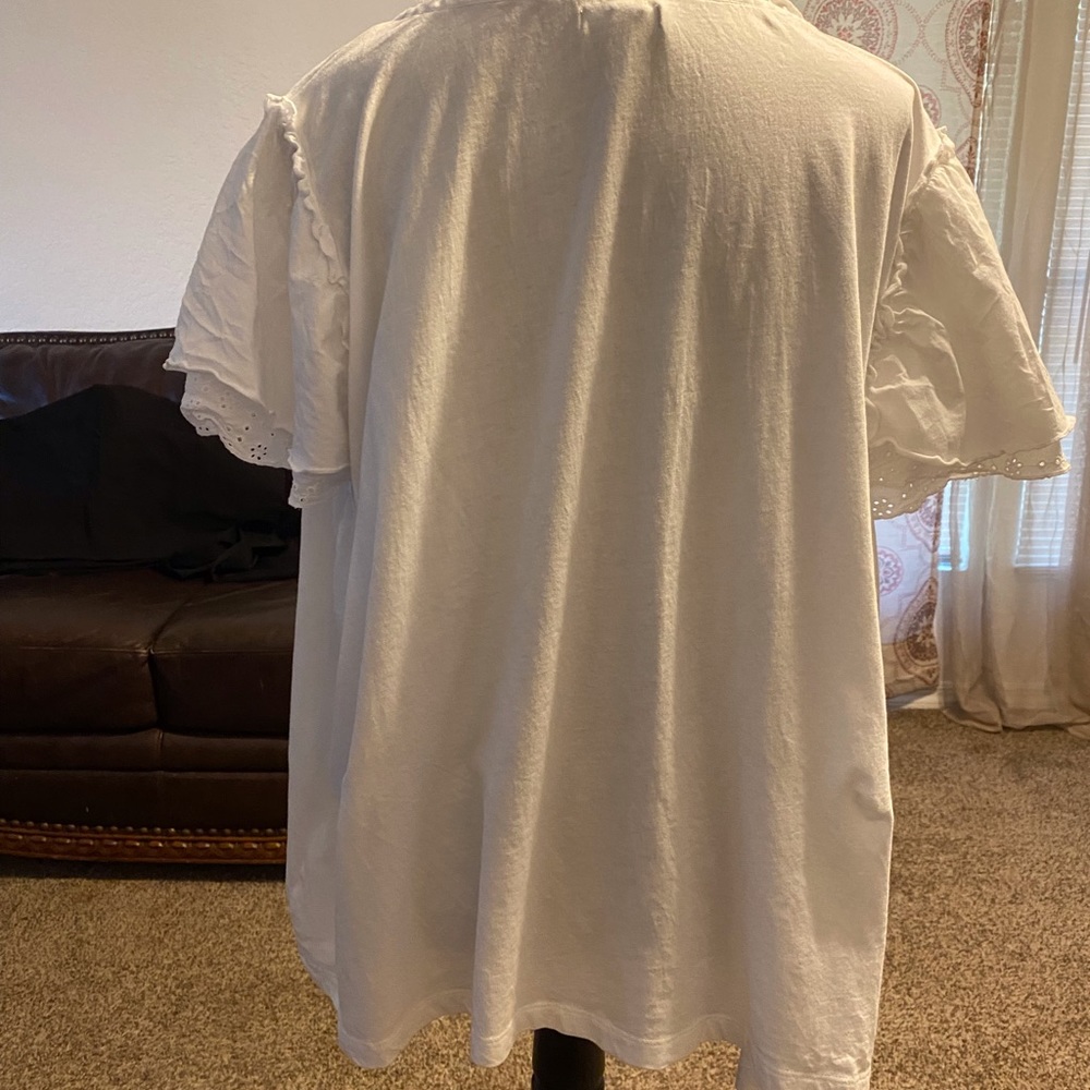 White women’s top